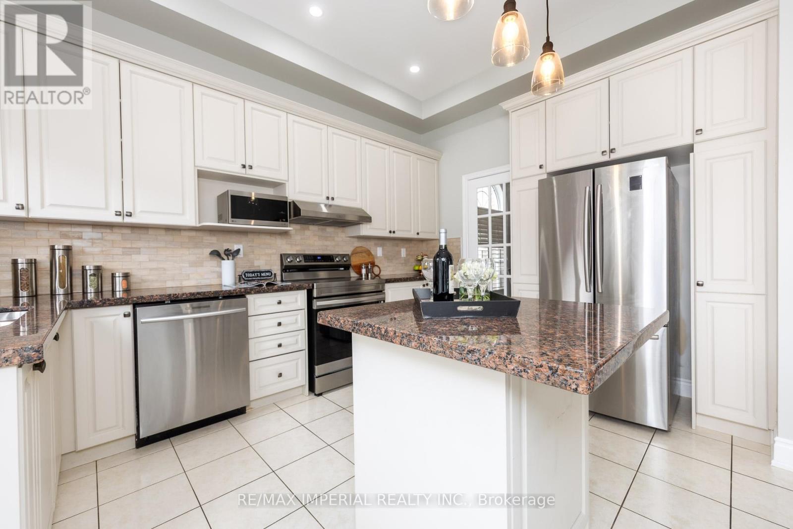 193 Redstone Road, Richmond Hill, Ontario  L4S 1X7 - Photo 19 - N13078040