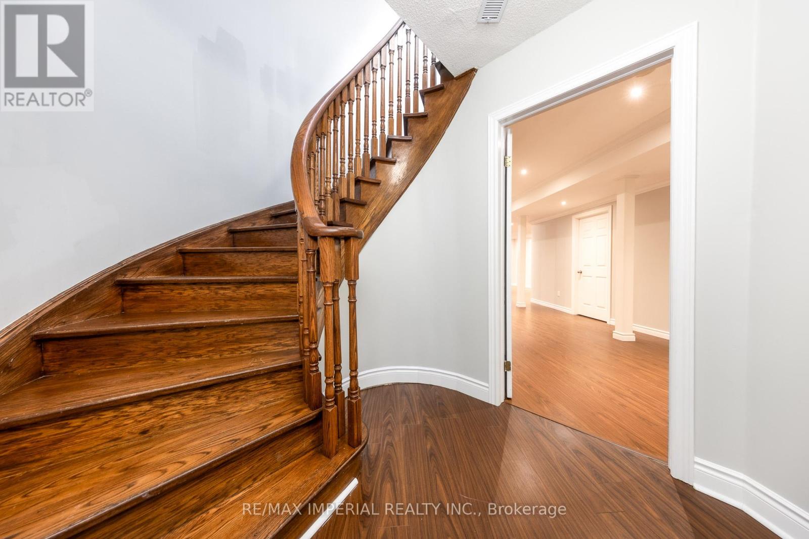 193 Redstone Road, Richmond Hill, Ontario  L4S 1X7 - Photo 39 - N13078040