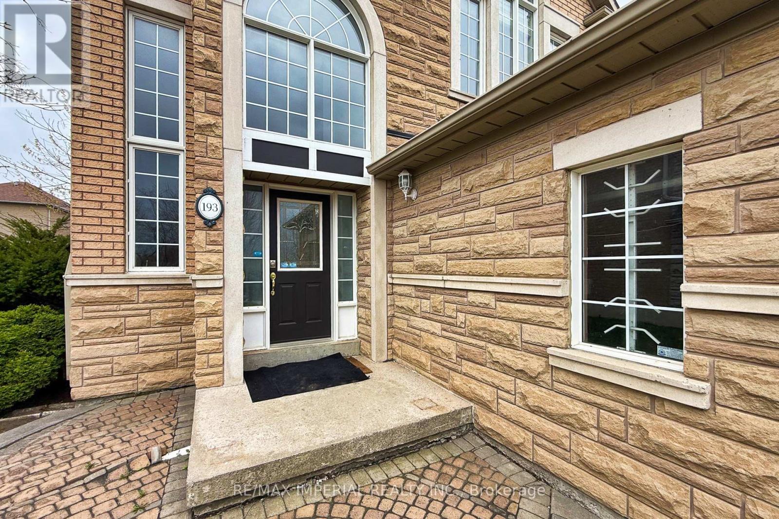 193 Redstone Road, Richmond Hill, Ontario  L4S 1X7 - Photo 4 - N13078040