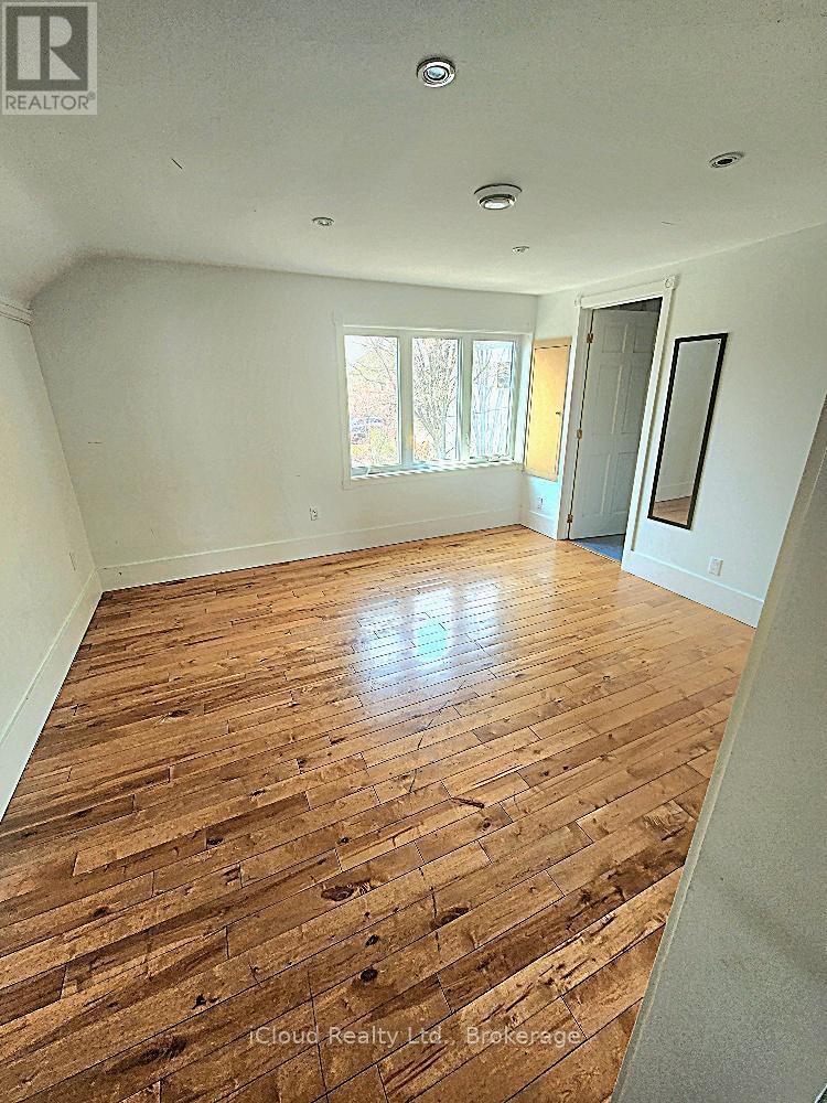 645 Beach Boulevard, Hamilton, Ontario  L8H 6Y3 - Photo 10 - X13076836