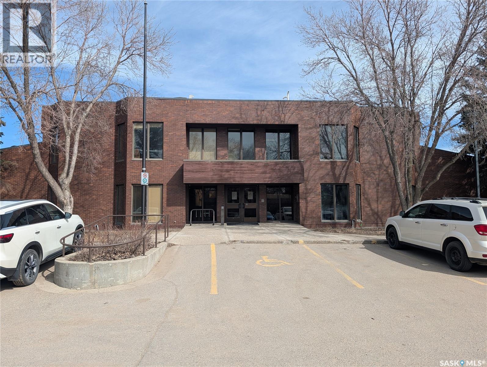 100 4010 Pasqua Street, Regina, Saskatchewan  S4S 6X2 - Photo 1 - SK033630