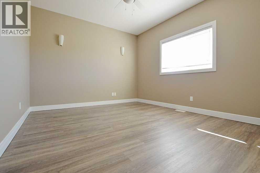 9029 80a Avenue, Grande Prairie, Alberta  T8X 1C4 - Photo 8 - A2307556