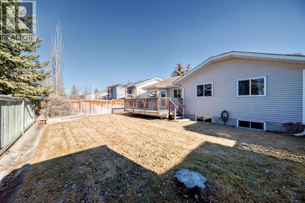 32 West Mackay Crescent, Cochrane, Alberta  T4C 1J9 - Photo 33 - A2285019