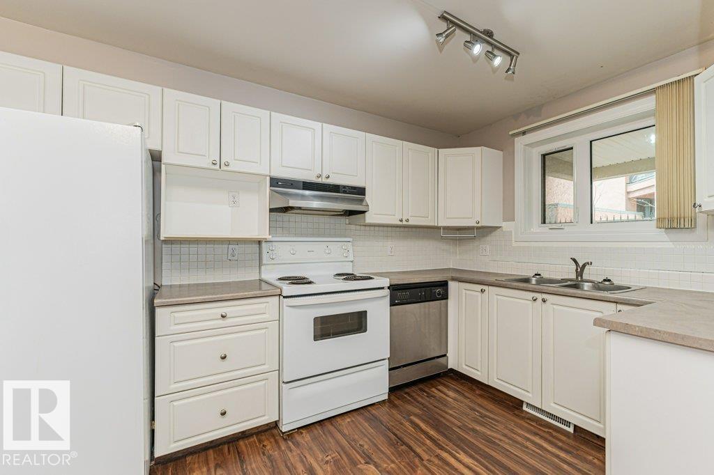 #101 10809 Saskatchewan Dr Nw, Edmonton, Alberta  T6E 4S5 - Photo 13 - E4485576