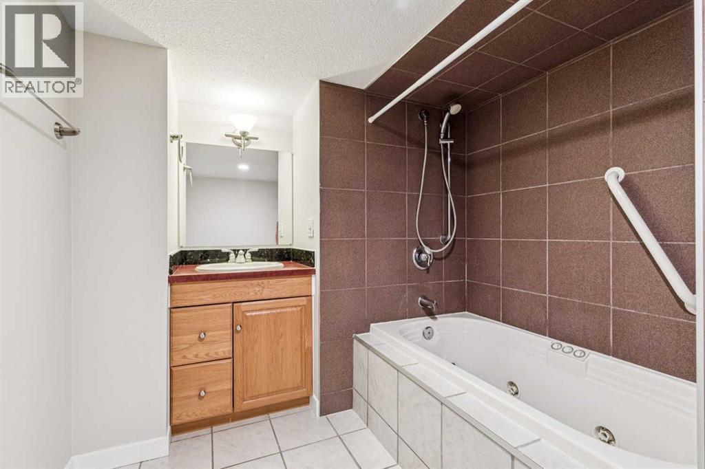 69 Suntree Lane, Okotoks, Alberta  T1S 1C2 - Photo 35 - A2303421