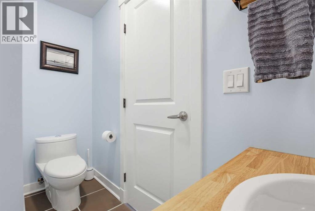 152 West Springs Road Sw, Calgary, Alberta  T3H 5W2 - Photo 23 - A2305496