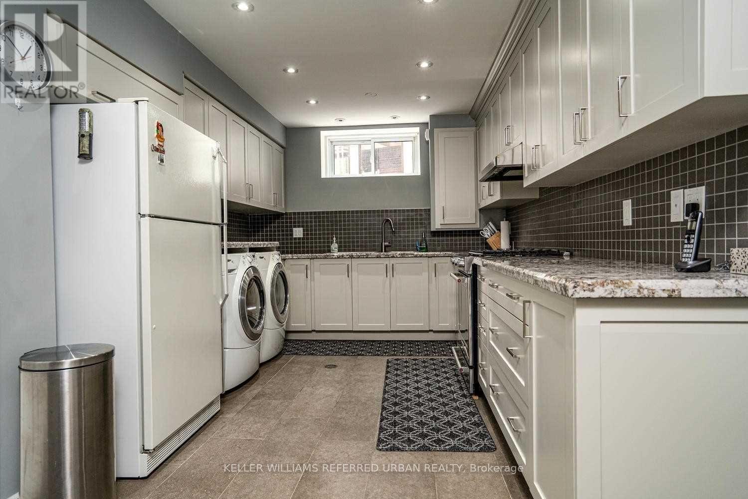 17 Hathor Crescent, Toronto, Ontario  M9L 1C1 - Photo 20 - W13077798
