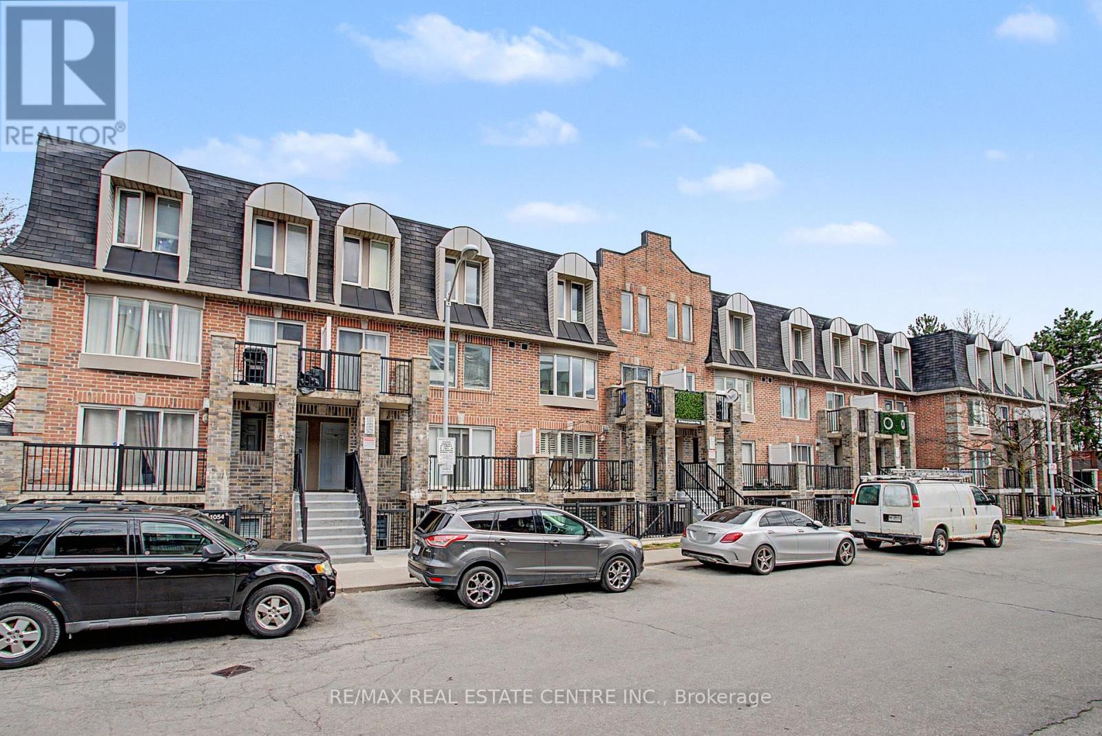 95 George Appleton Way W, Toronto, Ontario  M3M 0A2 - Photo 1 - W13077836