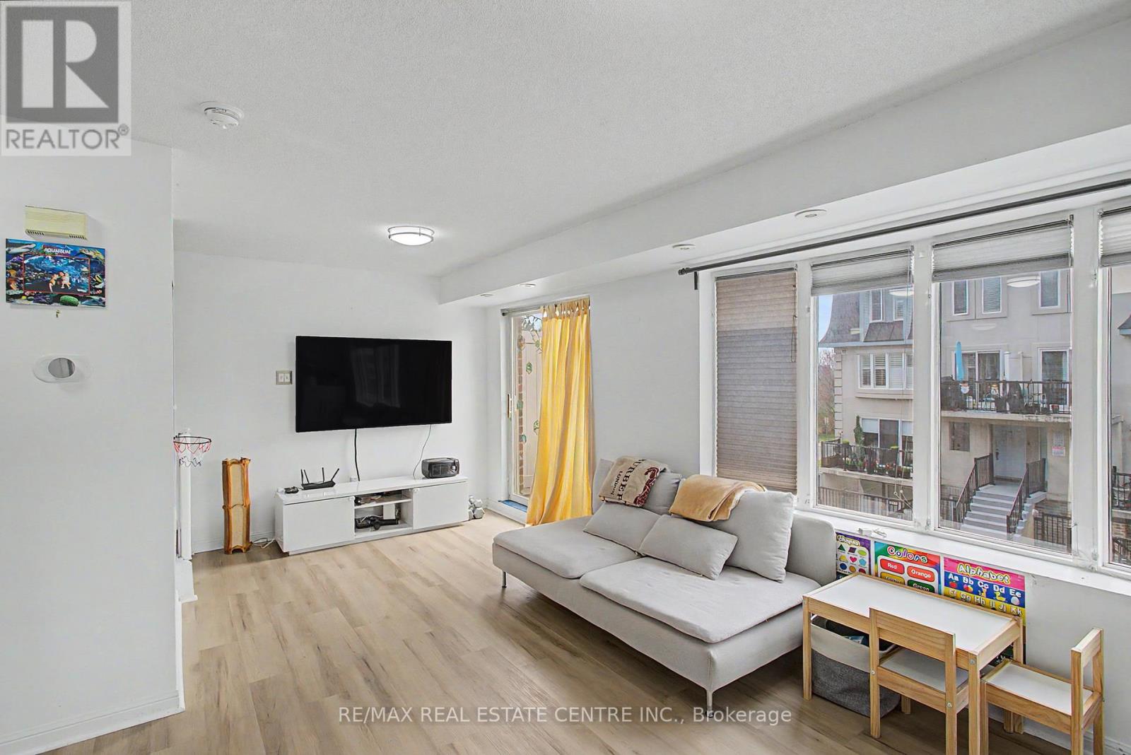 95 George Appleton Way W, Toronto, Ontario  M3M 0A2 - Photo 10 - W13077836