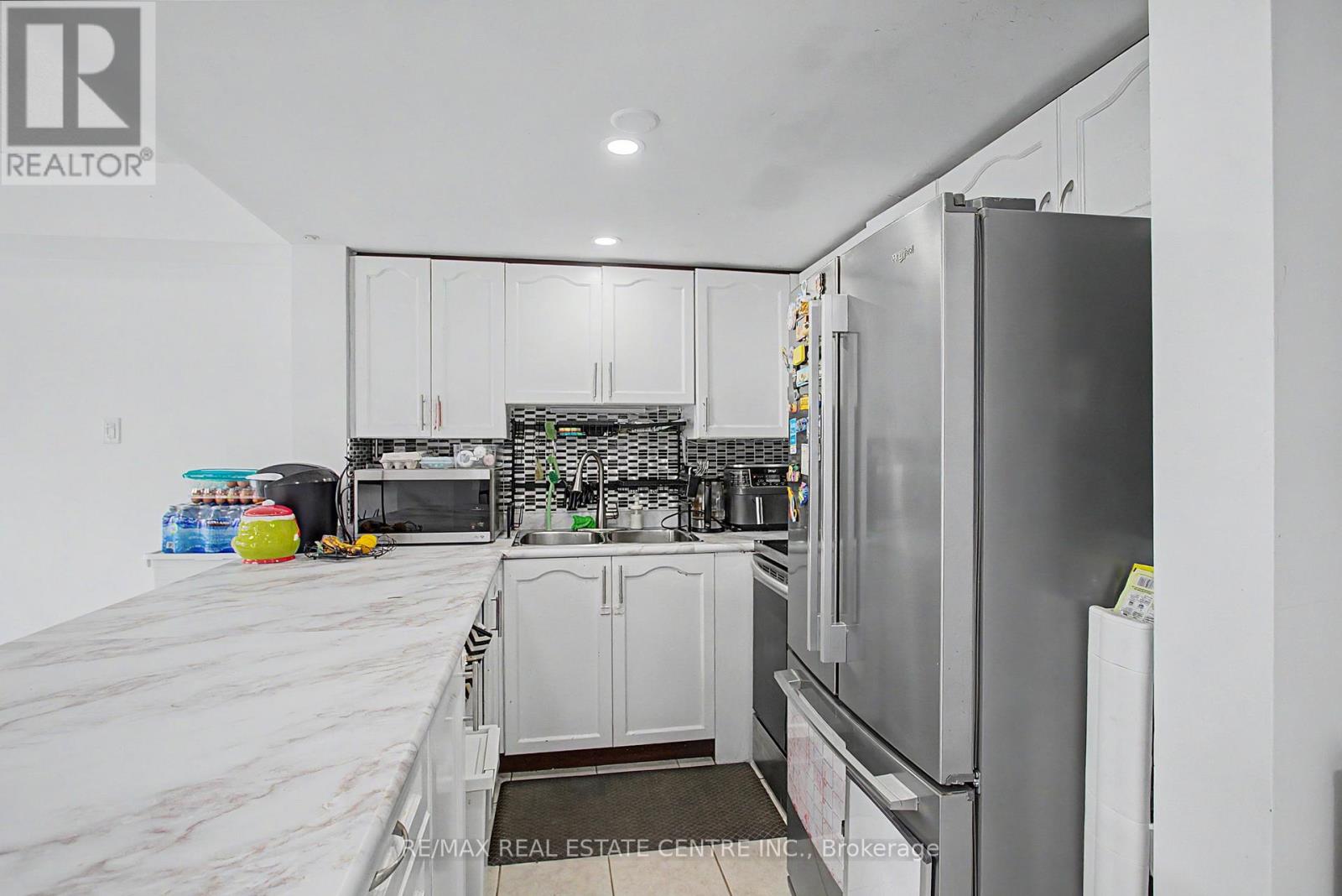 95 George Appleton Way W, Toronto, Ontario  M3M 0A2 - Photo 8 - W13077836