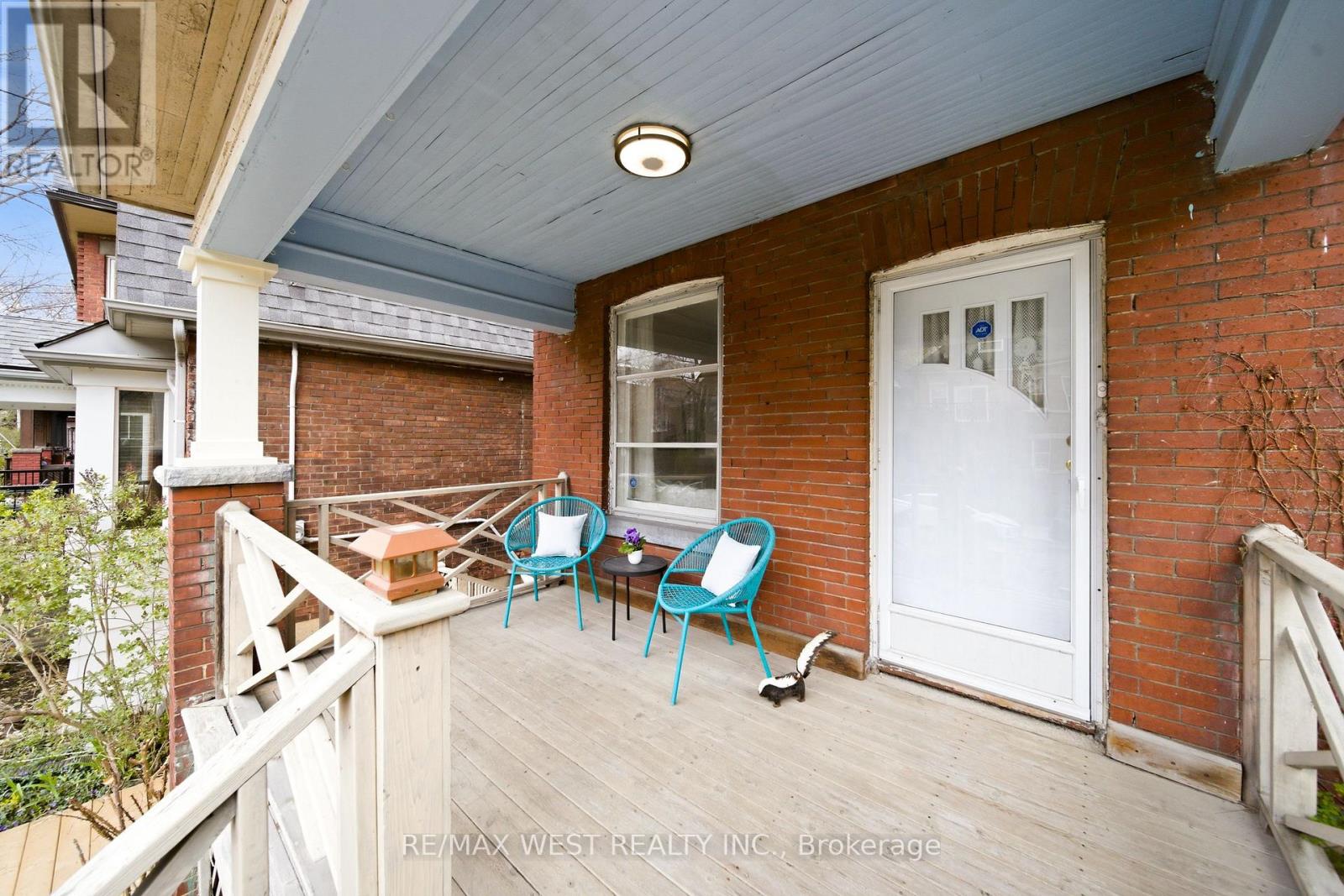 201 Gilmour Avenue, Toronto, Ontario  M6P 3B2 - Photo 2 - W13077854