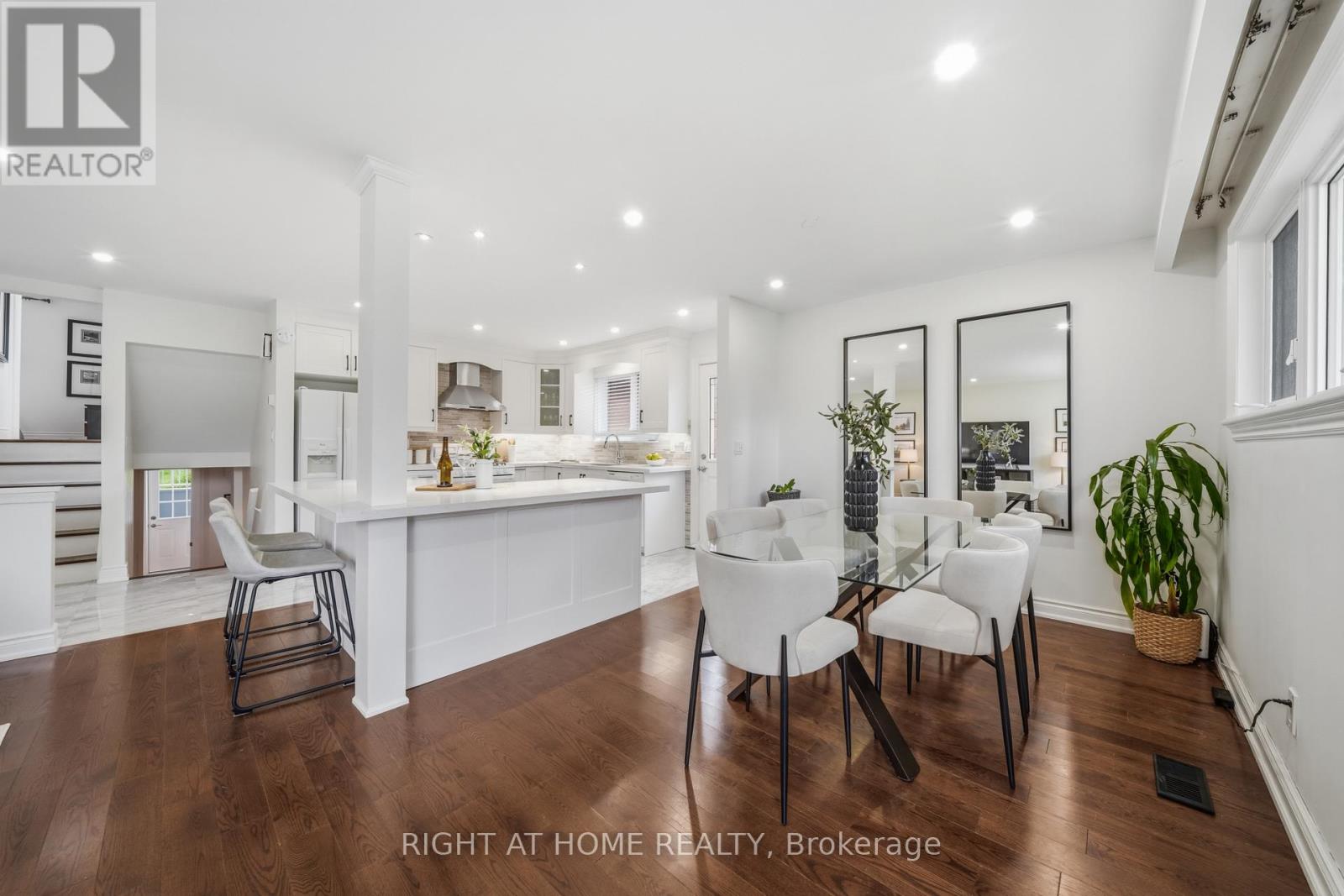 11 Farley Crescent, Toronto, Ontario  M9R 2A5 - Photo 20 - W13077882
