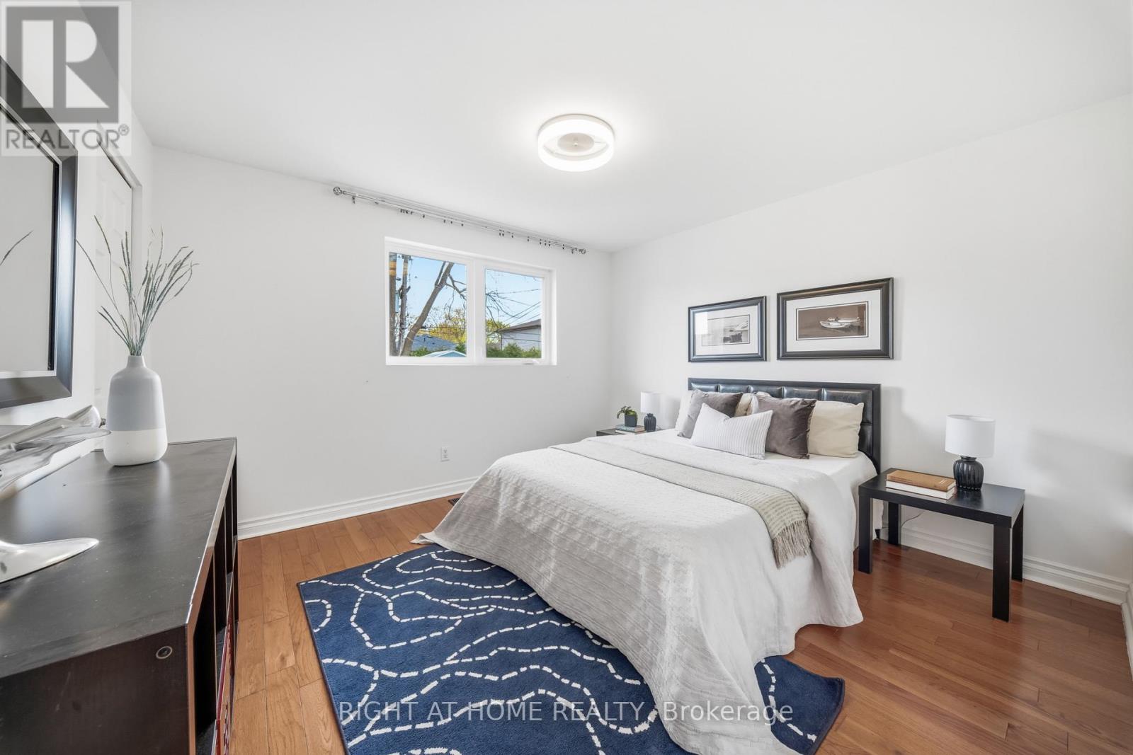 11 Farley Crescent, Toronto, Ontario  M9R 2A5 - Photo 28 - W13077882