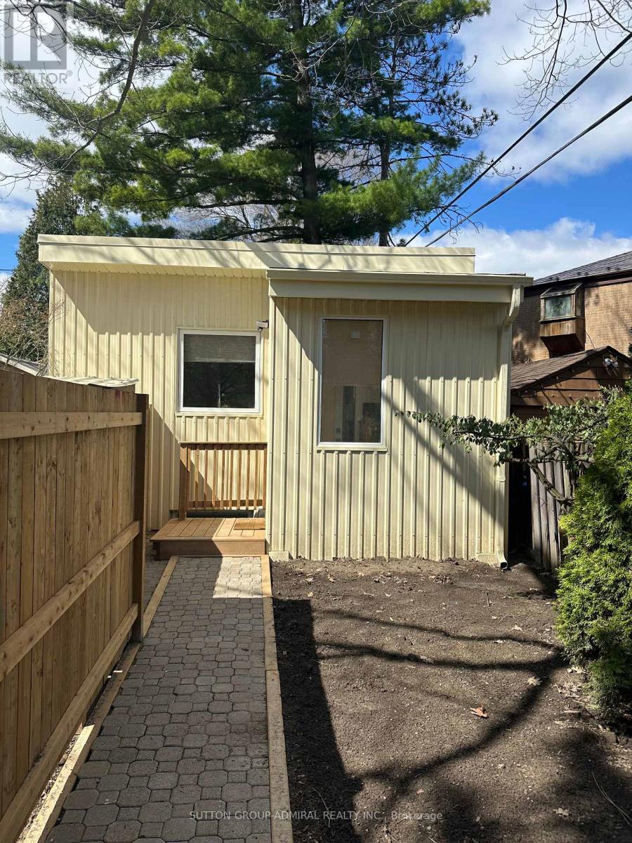 222a St. Marks Road, Toronto, Ontario  M6S 2J2 - Photo 14 - W13077906