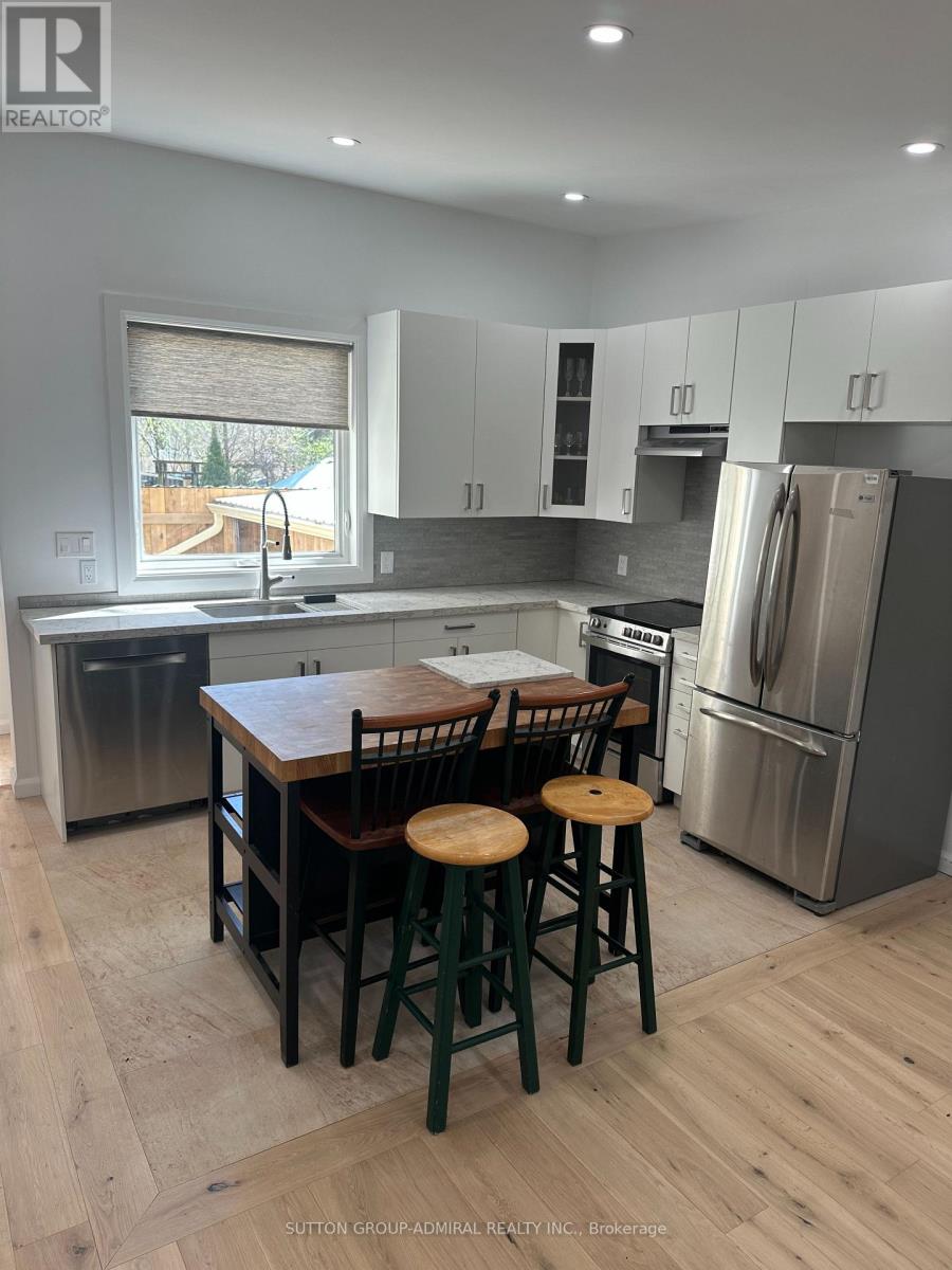 222a St. Marks Road, Toronto, Ontario  M6S 2J2 - Photo 4 - W13077906