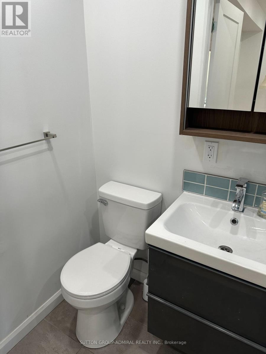 222a St. Marks Road, Toronto, Ontario  M6S 2J2 - Photo 6 - W13077906