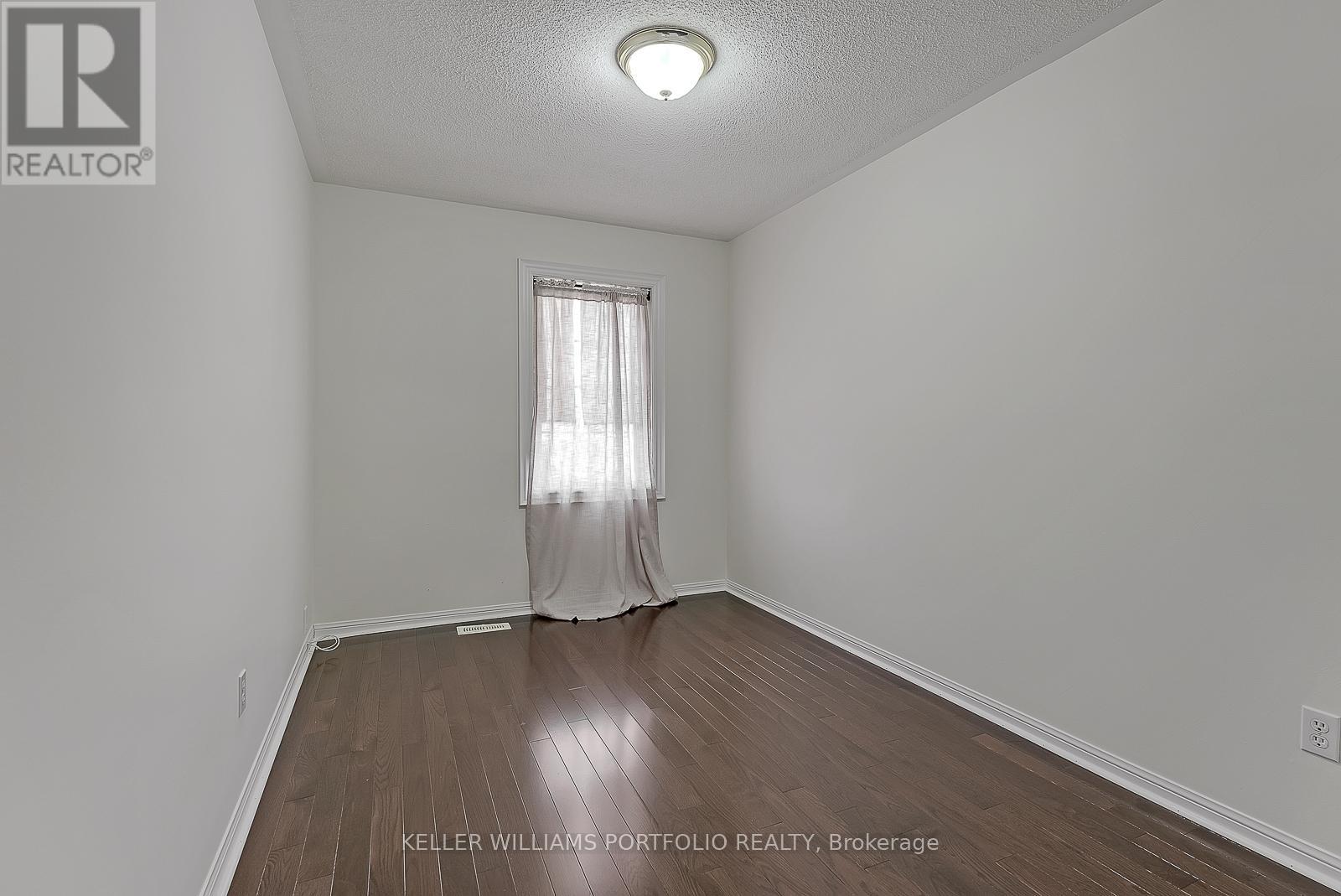 1458 Quest Circle, Mississauga, Ontario  L5N 8B4 - Photo 25 - W13077946