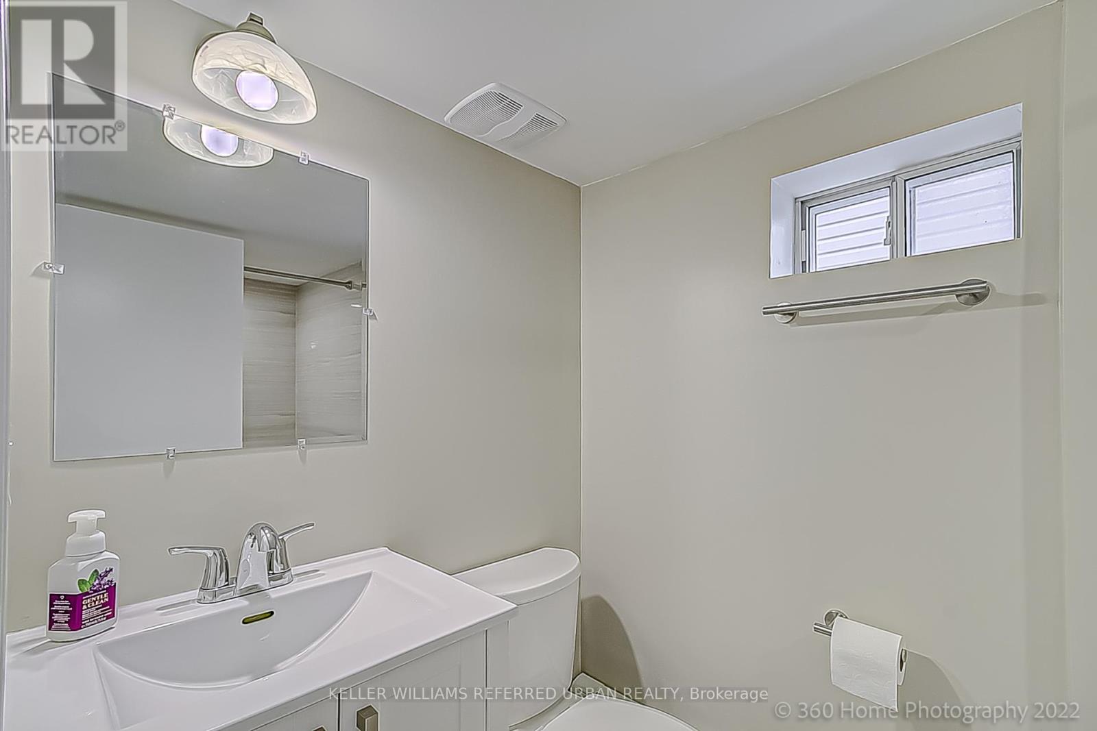Bsmt - 554 Caledonia Road, Toronto, Ontario  M6E 4V4 - Photo 7 - W13077950