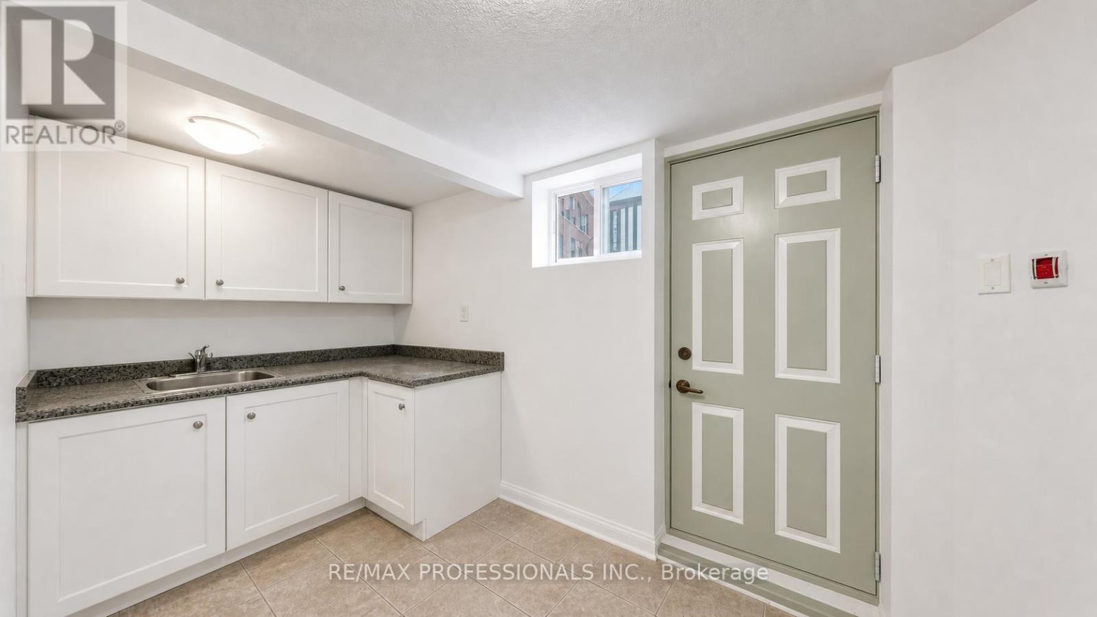 5 Thirty Ninth Street, Toronto, Ontario  M8W 3M4 - Photo 14 - W13078016