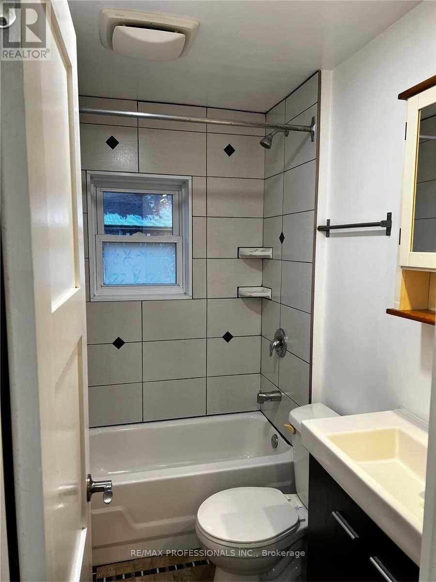 5 Thirty Ninth Street, Toronto, Ontario  M8W 3M4 - Photo 30 - W13078016