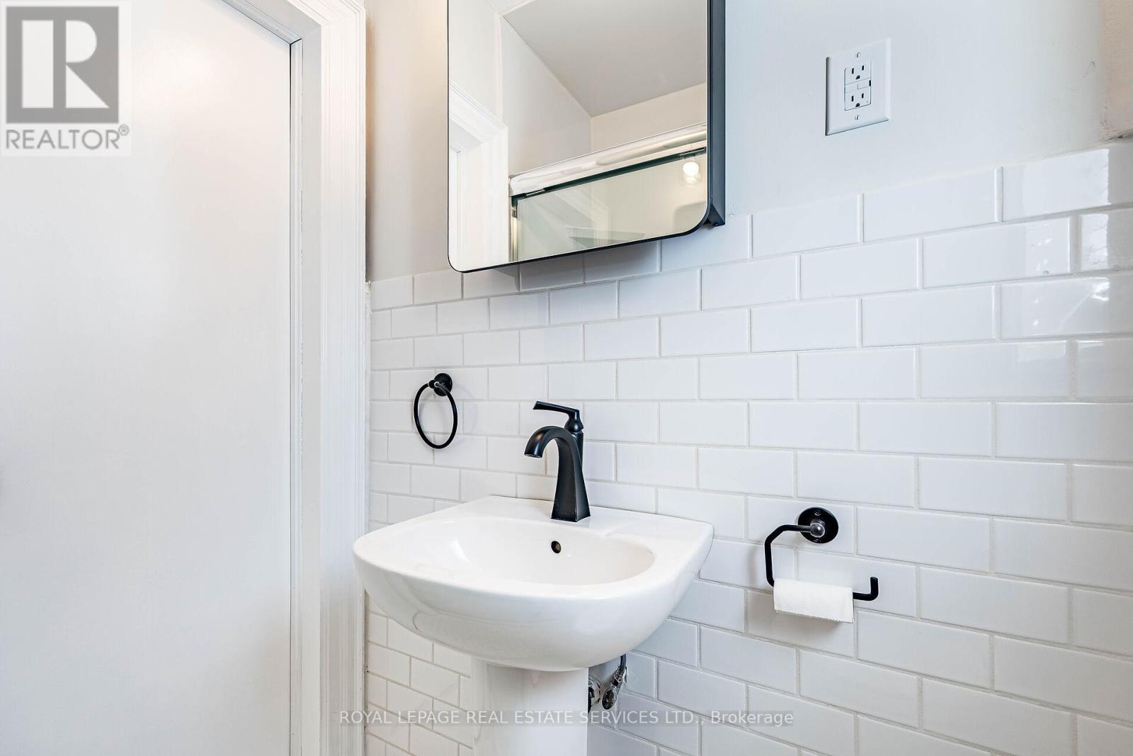 24 Seventh Street, Toronto, Ontario  M8V 3B2 - Photo 28 - W13078046