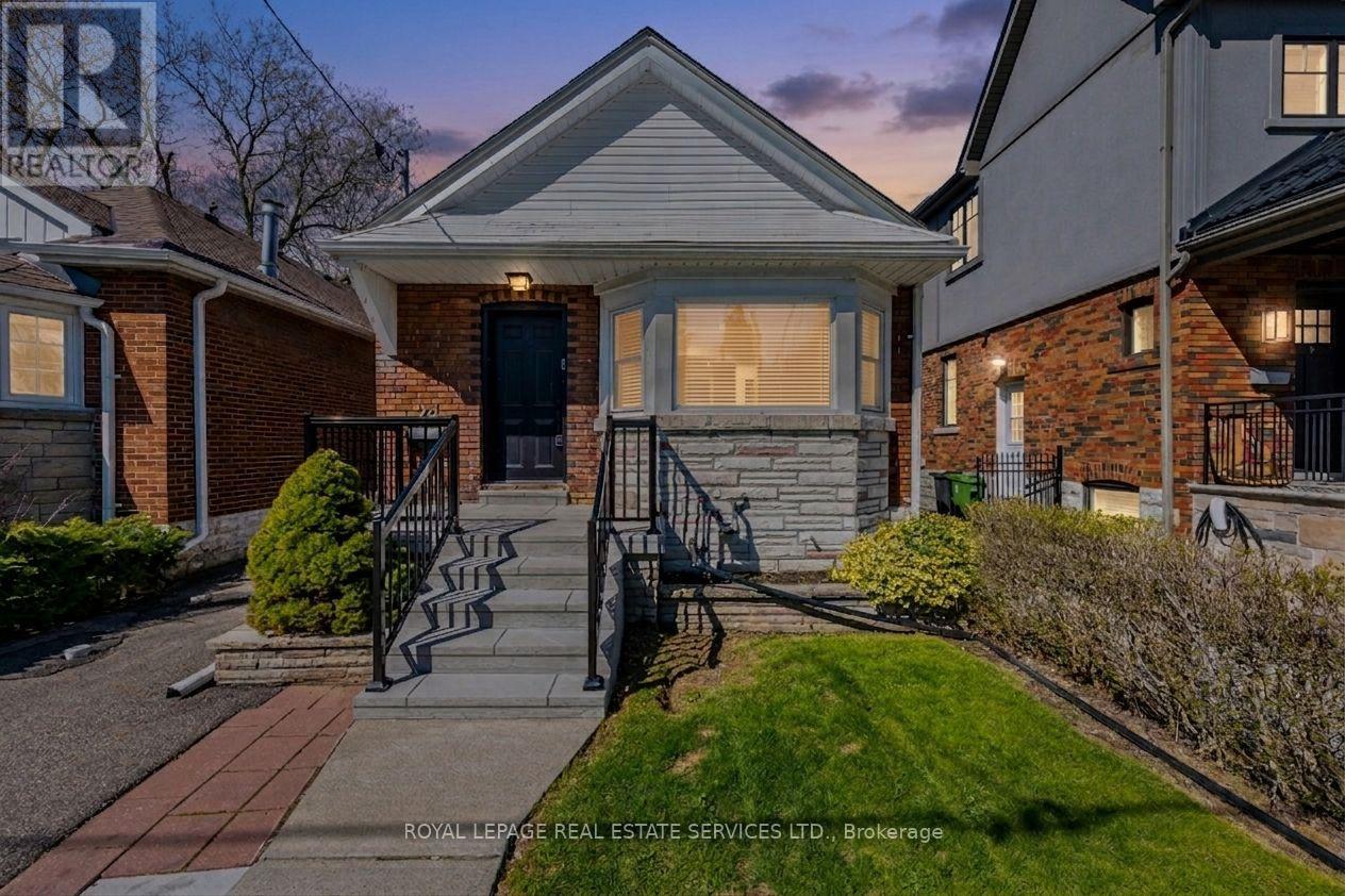 24 Seventh Street, Toronto, Ontario  M8V 3B2 - Photo 37 - W13078046