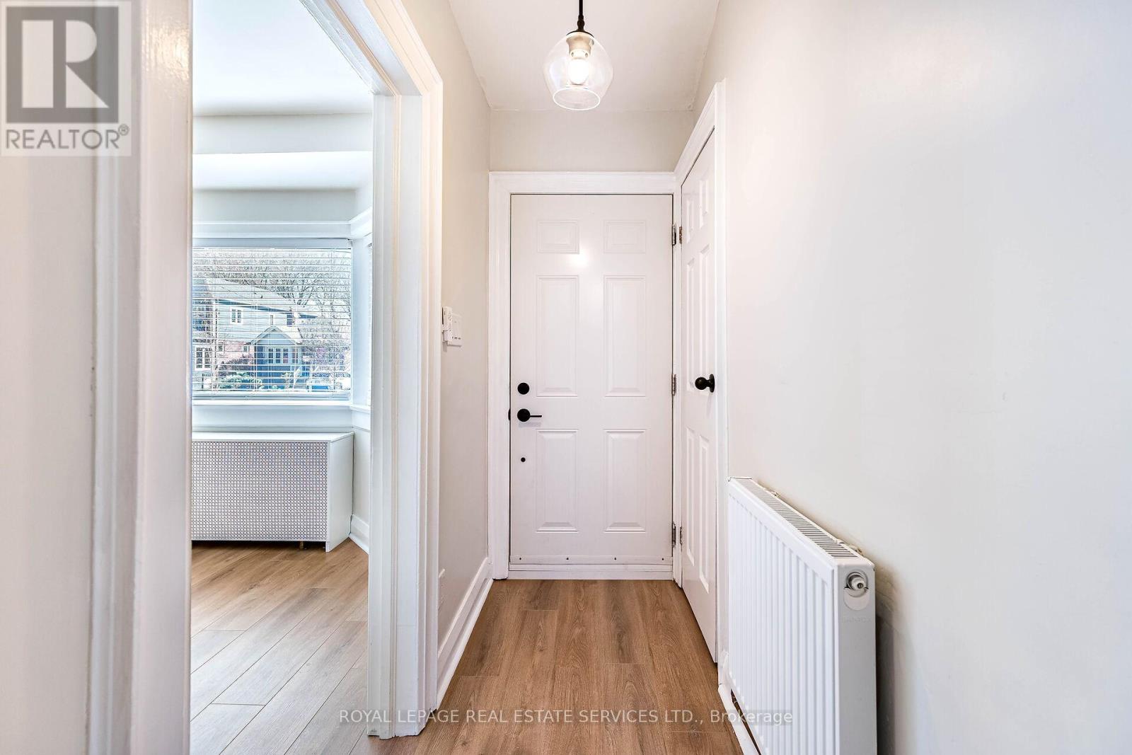 24 Seventh Street, Toronto, Ontario  M8V 3B2 - Photo 5 - W13078046