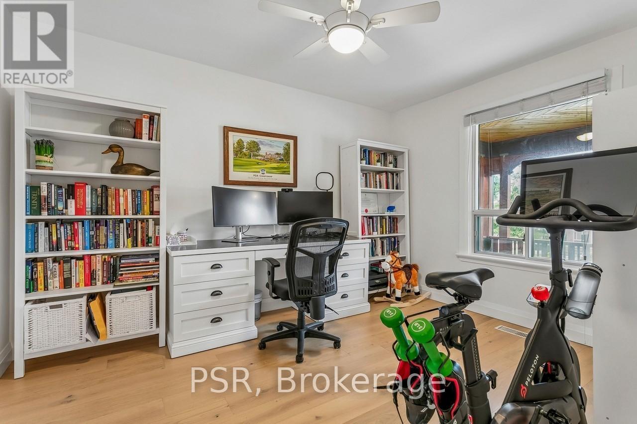 155 Mcroberts Avenue, Toronto, Ontario  M6E 4P3 - Photo 14 - W13078052