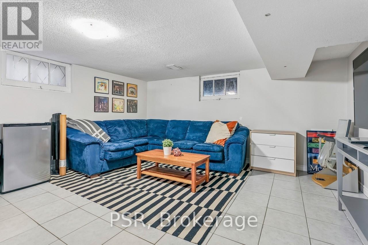 155 Mcroberts Avenue, Toronto, Ontario  M6E 4P3 - Photo 25 - W13078052