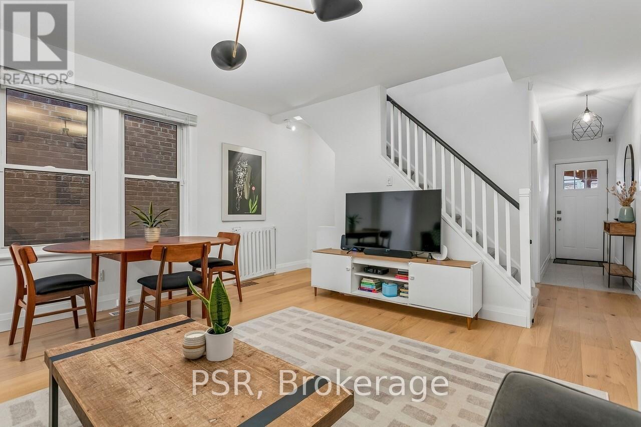 155 Mcroberts Avenue, Toronto, Ontario  M6E 4P3 - Photo 5 - W13078052