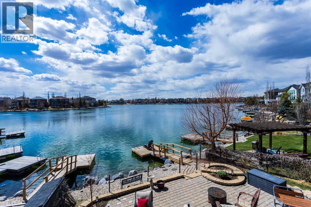 210 Crystal Shores Drive, Okotoks, Alberta  T1S 2C5 - Photo 16 - A2305970