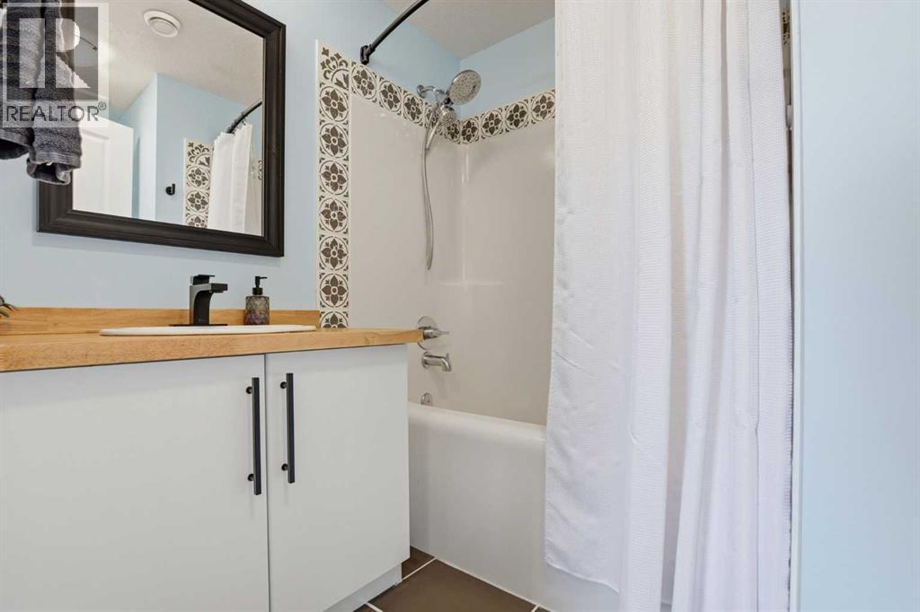 152 West Springs Road Sw, Calgary, Alberta  T3H 5W2 - Photo 24 - A2305496