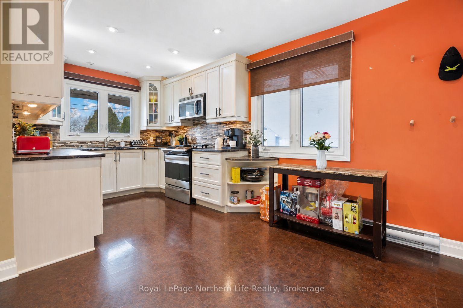 66 Montreal Street, West Nipissing, Ontario  P2B 3G9 - Photo 12 - X13077884