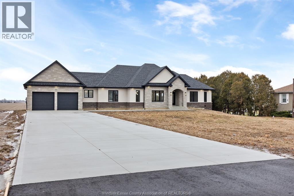 418 COUNTY RD 34, kingsville, Ontario