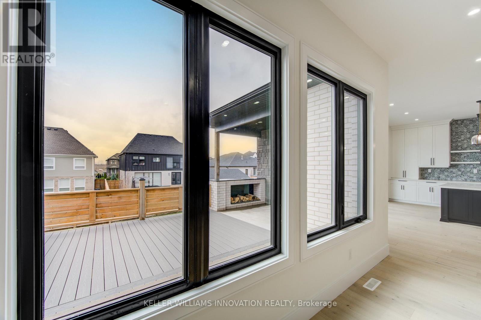 8 Edgeview Crescent W, Middlesex Centre, Ontario  N0L 1R0 - Photo 25 - X13077918