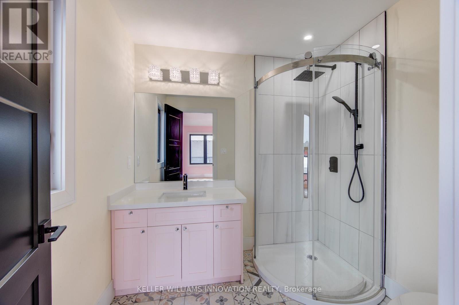 8 Edgeview Crescent W, Middlesex Centre, Ontario  N0L 1R0 - Photo 33 - X13077918