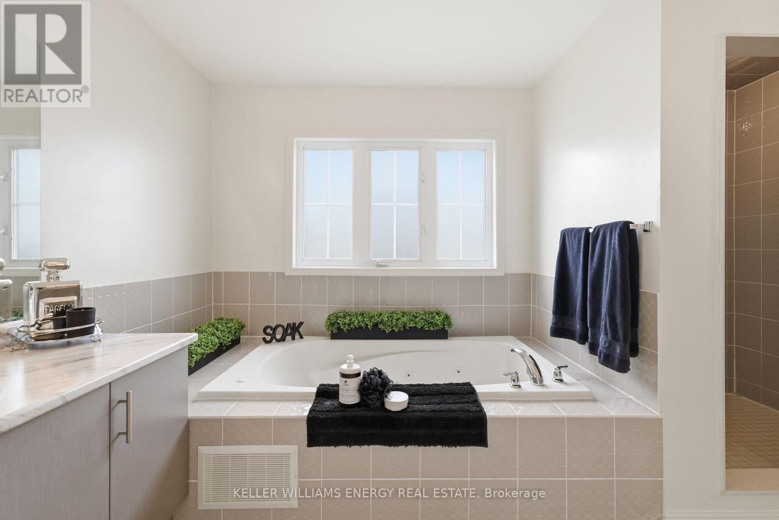 27 Don Hadden Crescent, Brock, Ontario  L0C 1H0 - Photo 25 - N13072466