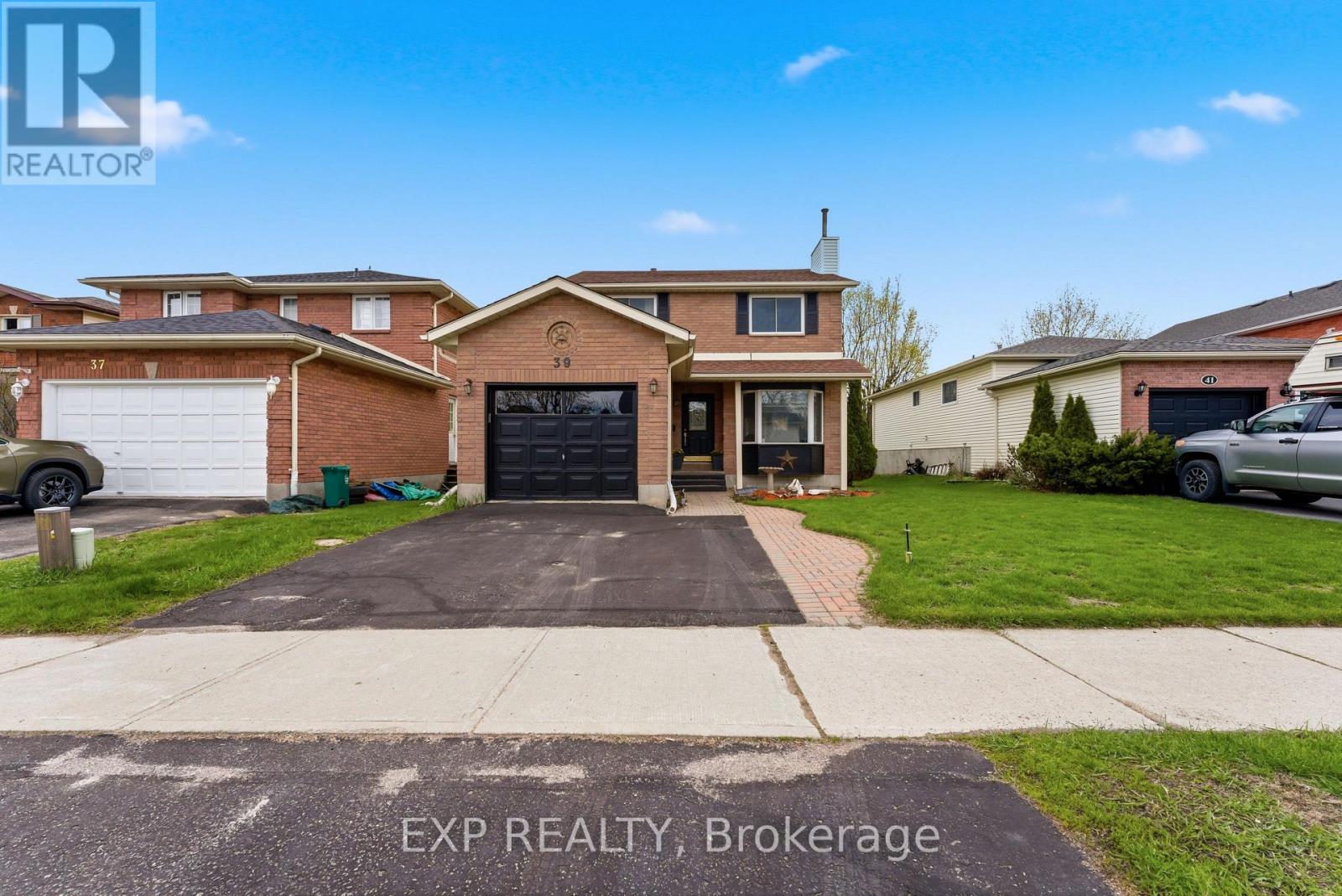 39 Sherwood Crescent, Belleville, Ontario  K8P 5G2 - Photo 2 - X12827232