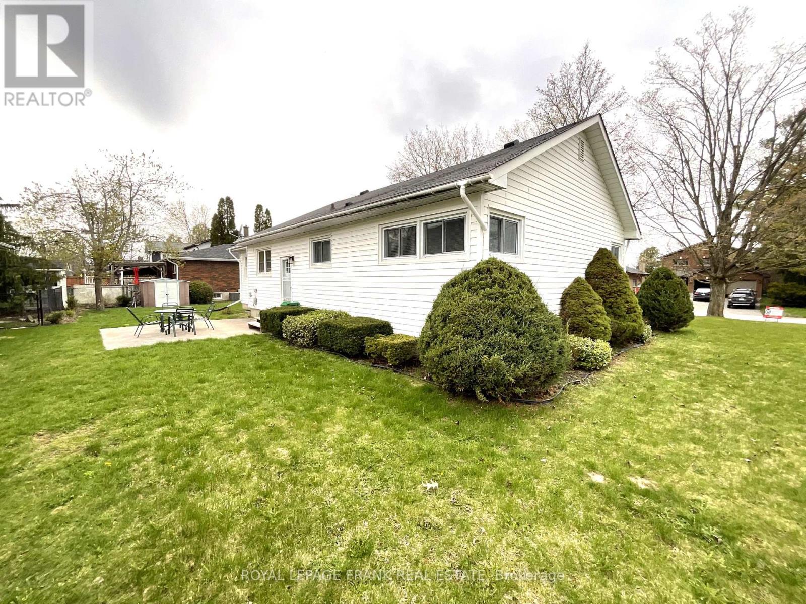 797 Valleyview Drive, Peterborough, Ontario  K9J 6P9 - Photo 3 - X13077524