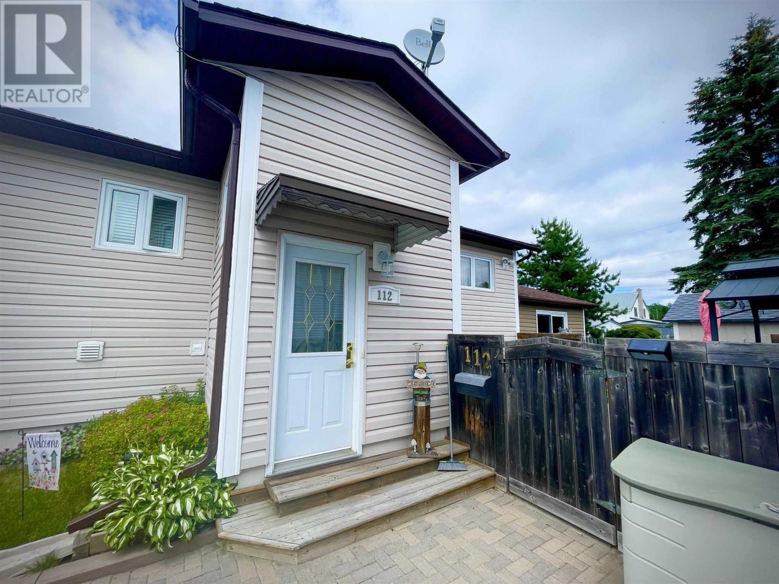 112 Lansdowne St S, Chapleau, Ontario  P0M 1K0 - Photo 3 - SM260856