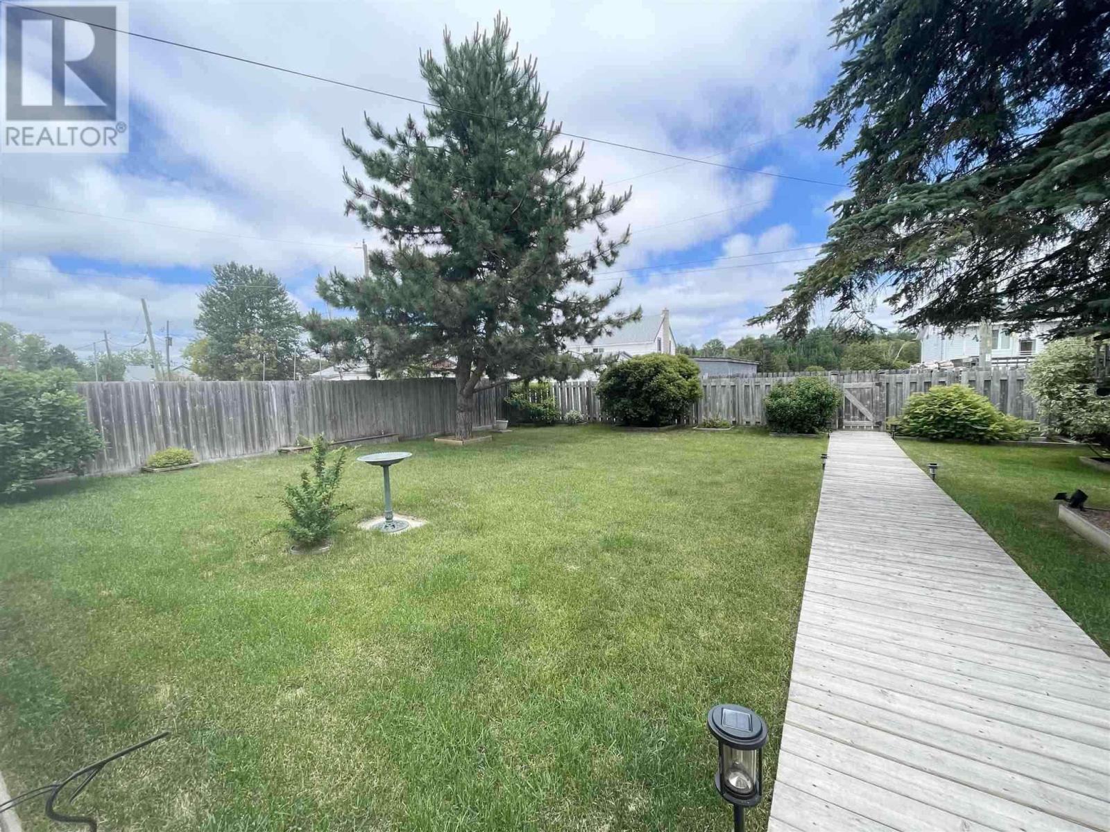 112 Lansdowne St S, Chapleau, Ontario  P0M 1K0 - Photo 47 - SM260856