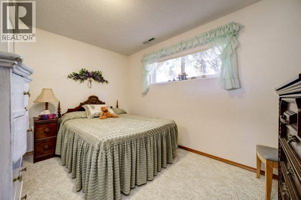 2018 21 Avenue N, Lethbridge, Alberta  T1H 4G6 - Photo 39 - A2307391