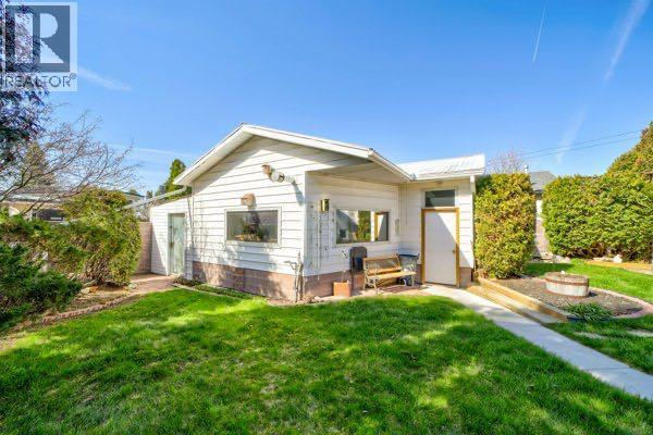 2018 21 Avenue N, Lethbridge, Alberta  T1H 4G6 - Photo 6 - A2307391