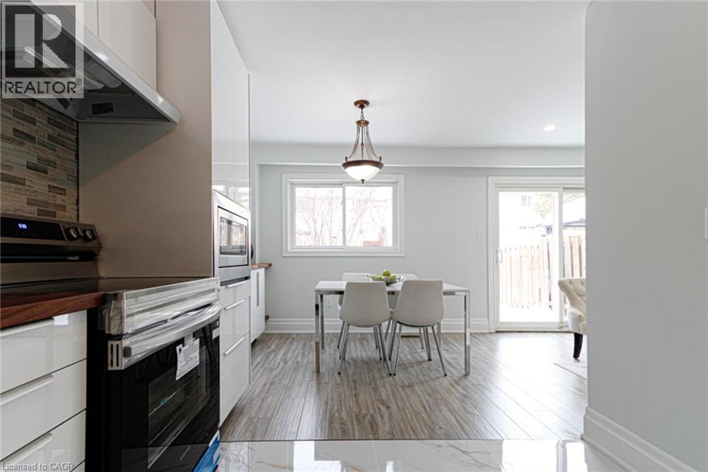 1532 Lancaster Drive Unit# 41, Oakville, Ontario  L6H 2Z3 - Photo 14 - 40826567