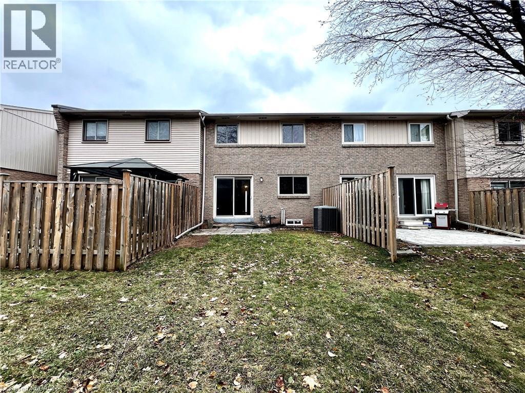 1532 Lancaster Drive Unit# 41, Oakville, Ontario  L6H 2Z3 - Photo 36 - 40826567