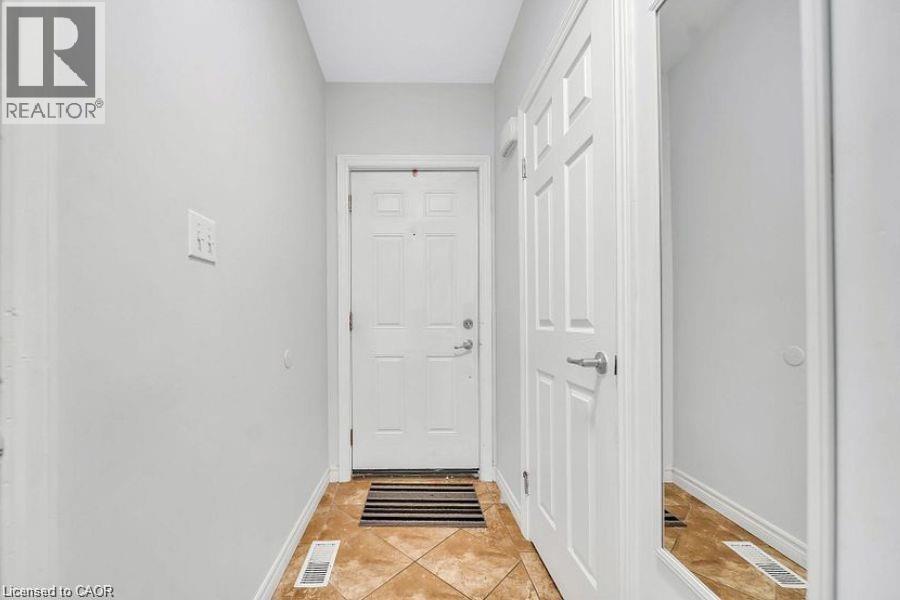 975 Strasburg Road Unit# 7, Kitchener, Ontario  N2E 0A8 - Photo 4 - 40826503