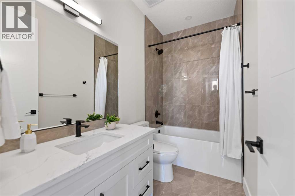 7929 47 Avenue Nw, Calgary, Alberta  T3B 1Z3 - Photo 31 - A2244040