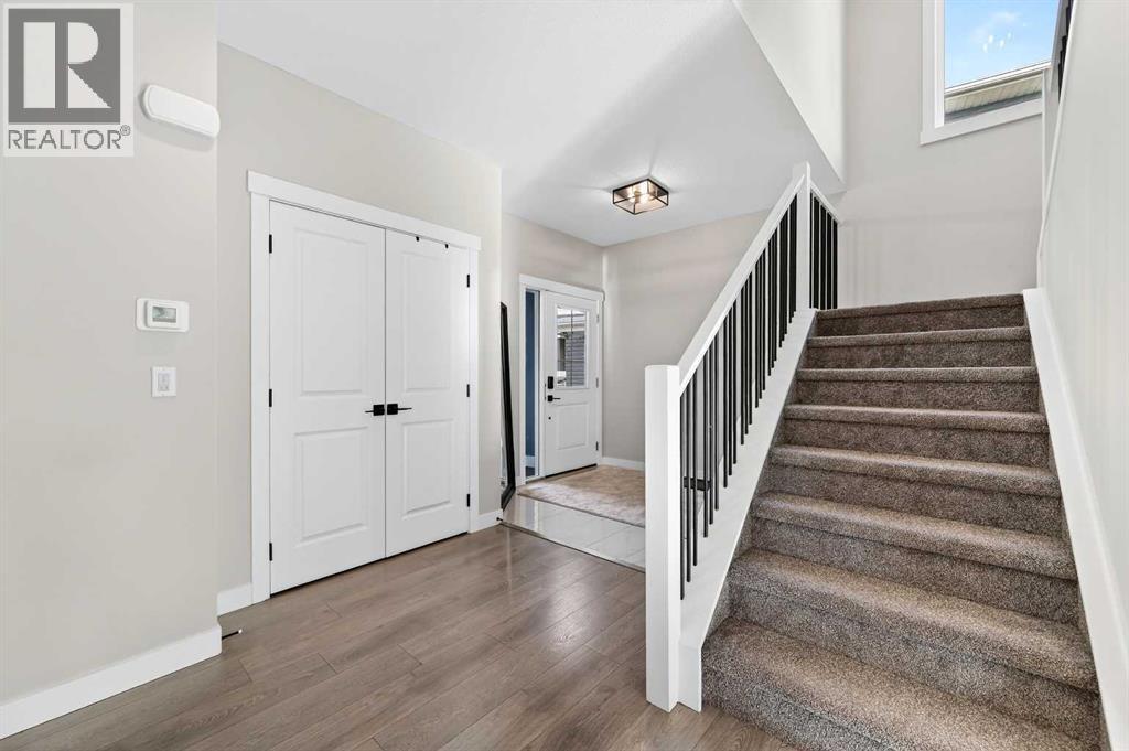 1409 Price Close, Carstairs, Alberta  T0M 0N0 - Photo 3 - A2281845