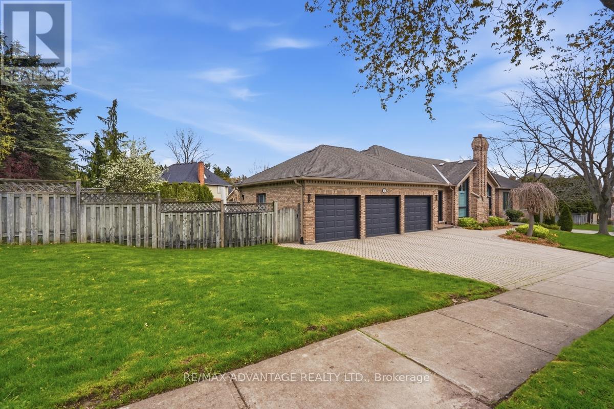 1 Smallman Drive, London North, Ontario  N6G 4R3 - Photo 2 - X13078132