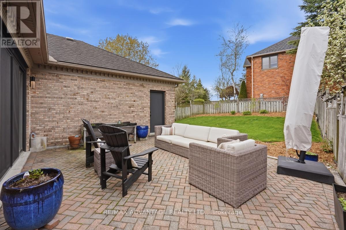 1 Smallman Drive, London North, Ontario  N6G 4R3 - Photo 35 - X13078132